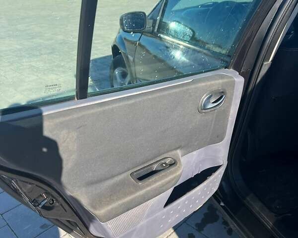 Черный Рено Меган, объемом двигателя 1.46 л и пробегом 420 тыс. км за 3700 $, фото 13 на Automoto.ua