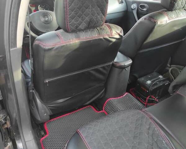 Черный Рено Меган, объемом двигателя 1.6 л и пробегом 218 тыс. км за 4200 $, фото 10 на Automoto.ua