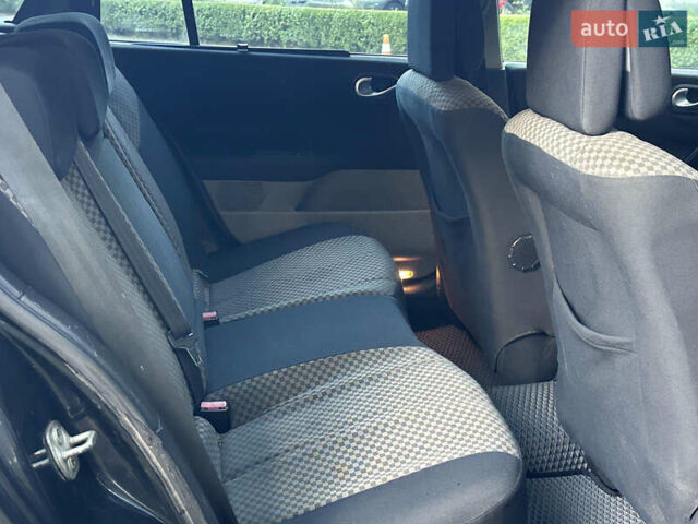 Черный Рено Меган, объемом двигателя 1.46 л и пробегом 292 тыс. км за 3999 $, фото 15 на Automoto.ua