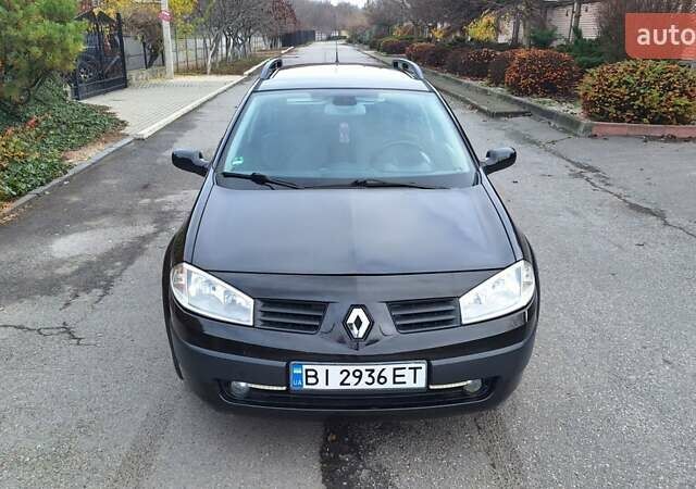 Черный Рено Меган, объемом двигателя 1.6 л и пробегом 230 тыс. км за 4950 $, фото 8 на Automoto.ua