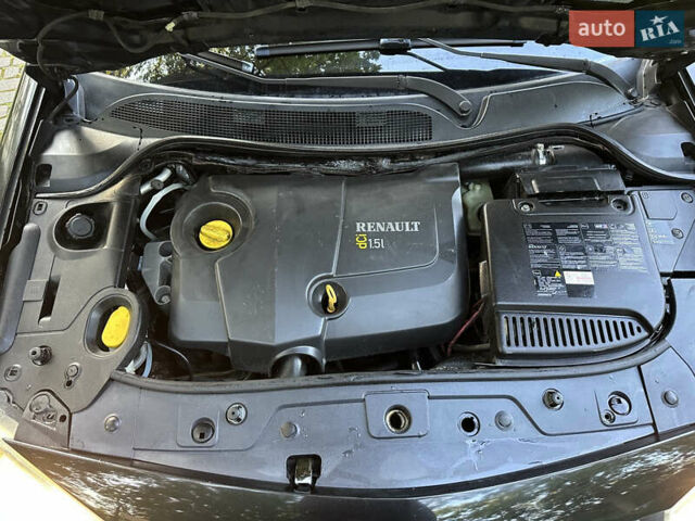 Черный Рено Меган, объемом двигателя 1.46 л и пробегом 292 тыс. км за 3999 $, фото 20 на Automoto.ua
