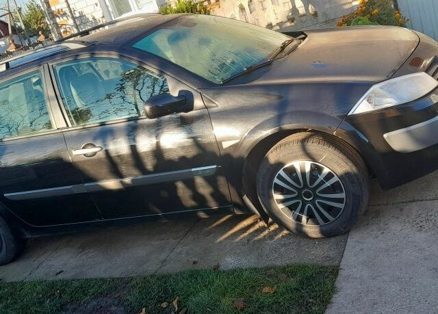 Чорний Рено Меган, об'ємом двигуна 1.6 л та пробігом 227 тис. км за 4700 $, фото 4 на Automoto.ua