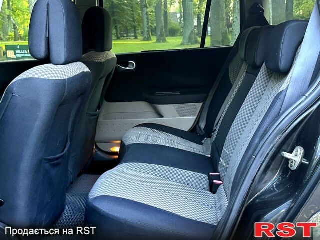 Рено Меган 2004 у Калиновке на Automoto.ua Чорний Рено Меган, об'ємом двигуна 1.5 л та пробігом 290 тис. км за 4500 $, фото 12 на Automoto.ua