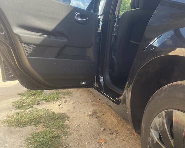 Черный Рено Меган, объемом двигателя 1.87 л и пробегом 245 тыс. км за 4850 $, фото 1 на Automoto.ua