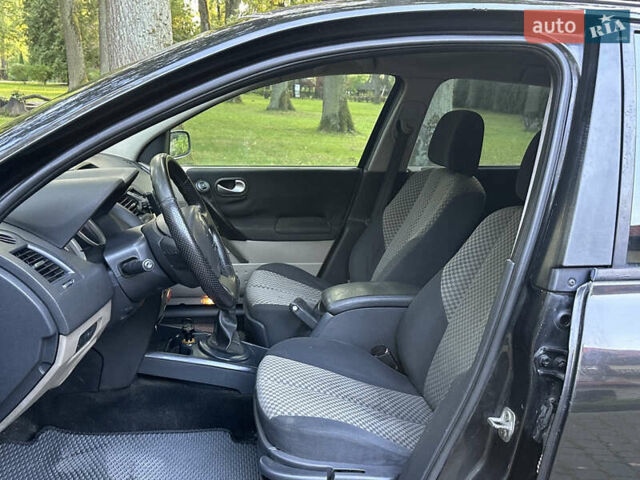 Черный Рено Меган, объемом двигателя 1.46 л и пробегом 292 тыс. км за 3999 $, фото 19 на Automoto.ua