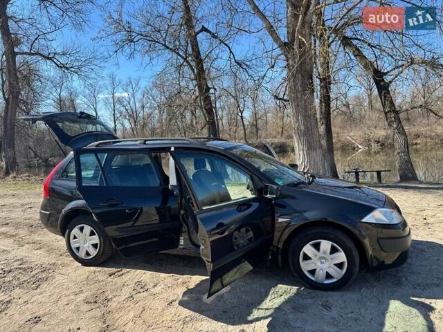 Черный Рено Меган, объемом двигателя 1.6 л и пробегом 168 тыс. км за 4950 $, фото 86 на Automoto.ua