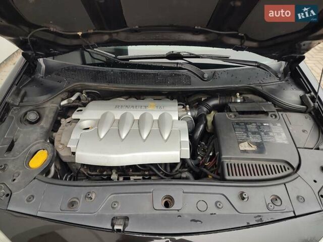 Черный Рено Меган, объемом двигателя 1.6 л и пробегом 206 тыс. км за 6300 $, фото 21 на Automoto.ua