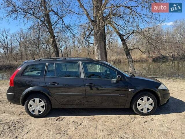 Черный Рено Меган, объемом двигателя 1.6 л и пробегом 168 тыс. км за 4950 $, фото 44 на Automoto.ua