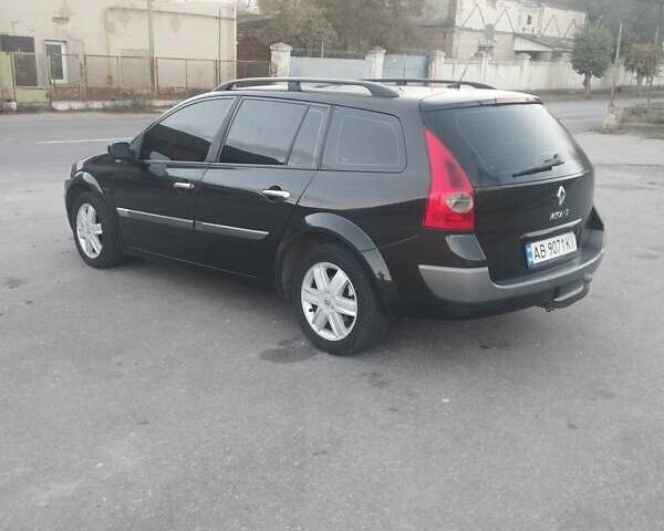 Черный Рено Меган, объемом двигателя 1.6 л и пробегом 250 тыс. км за 3600 $, фото 7 на Automoto.ua