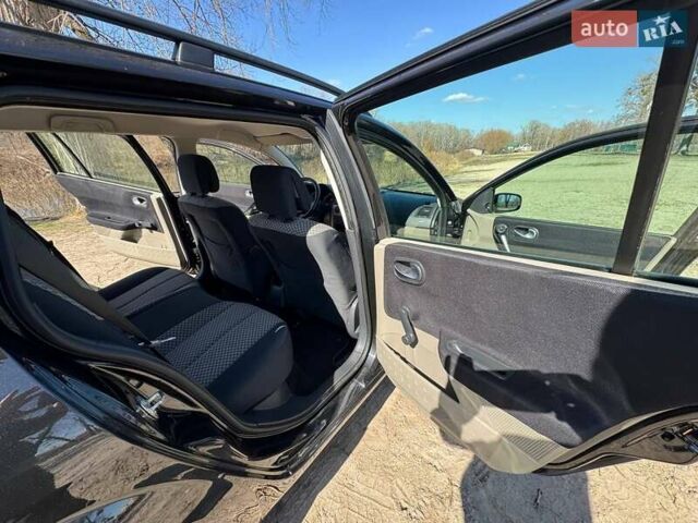 Черный Рено Меган, объемом двигателя 1.6 л и пробегом 168 тыс. км за 4950 $, фото 61 на Automoto.ua