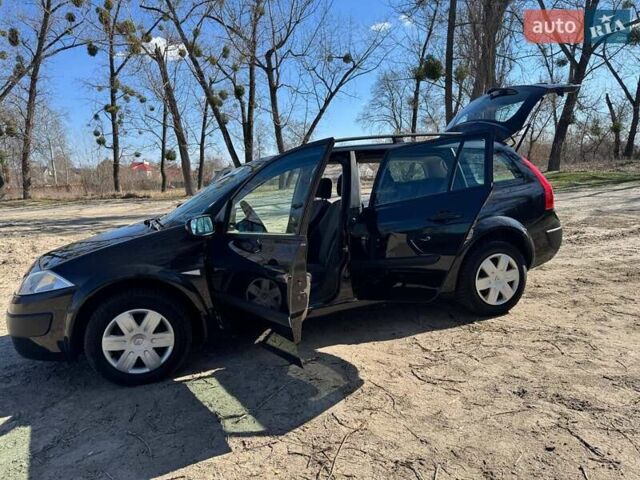 Черный Рено Меган, объемом двигателя 1.6 л и пробегом 168 тыс. км за 4950 $, фото 78 на Automoto.ua