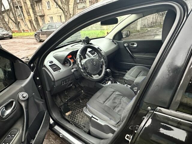 Чорний Рено Меган, об'ємом двигуна 1.6 л та пробігом 260 тис. км за 4800 $, фото 2 на Automoto.ua