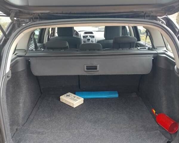 Черный Рено Меган, объемом двигателя 1.6 л и пробегом 283 тыс. км за 4700 $, фото 1 на Automoto.ua