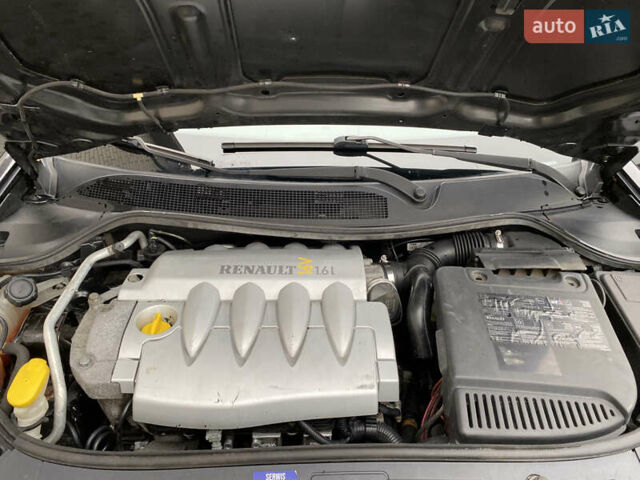 Чорний Рено Меган, об'ємом двигуна 1.6 л та пробігом 289 тис. км за 4200 $, фото 27 на Automoto.ua
