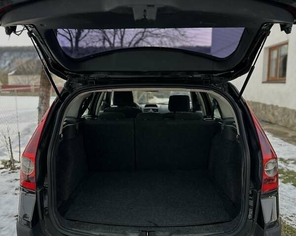 Черный Рено Меган, объемом двигателя 1.6 л и пробегом 250 тыс. км за 3500 $, фото 6 на Automoto.ua