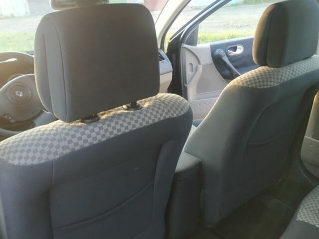 Черный Рено Меган, объемом двигателя 1.6 л и пробегом 244 тыс. км за 4600 $, фото 5 на Automoto.ua