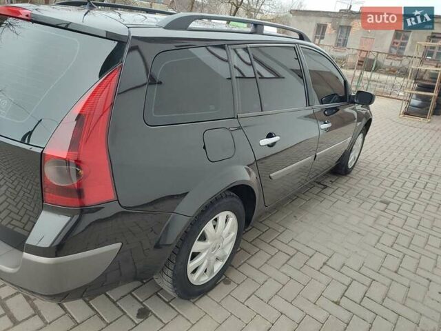 Черный Рено Меган, объемом двигателя 1.6 л и пробегом 206 тыс. км за 6300 $, фото 3 на Automoto.ua