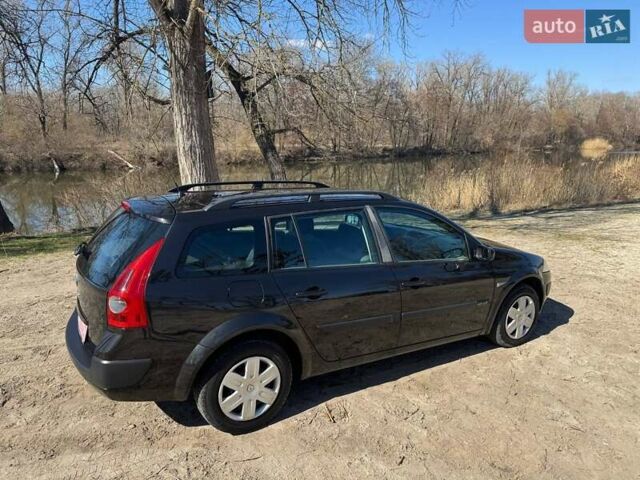 Черный Рено Меган, объемом двигателя 1.6 л и пробегом 168 тыс. км за 4950 $, фото 33 на Automoto.ua