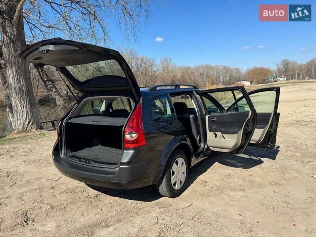 Черный Рено Меган, объемом двигателя 1.6 л и пробегом 168 тыс. км за 4950 $, фото 82 на Automoto.ua