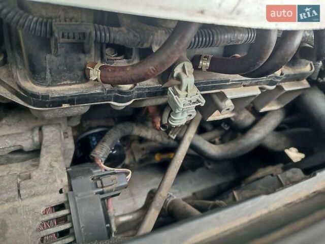 Черный Рено Меган, объемом двигателя 1.6 л и пробегом 206 тыс. км за 6300 $, фото 22 на Automoto.ua