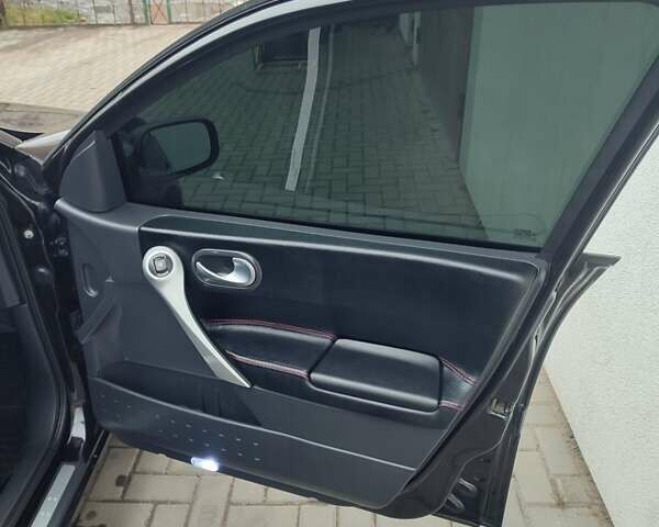 Черный Рено Меган, объемом двигателя 1.6 л и пробегом 206 тыс. км за 6300 $, фото 15 на Automoto.ua