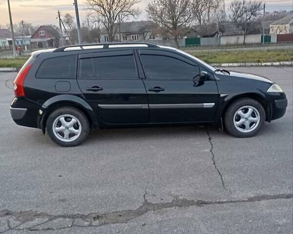 Черный Рено Меган, объемом двигателя 1.6 л и пробегом 255 тыс. км за 4500 $, фото 1 на Automoto.ua