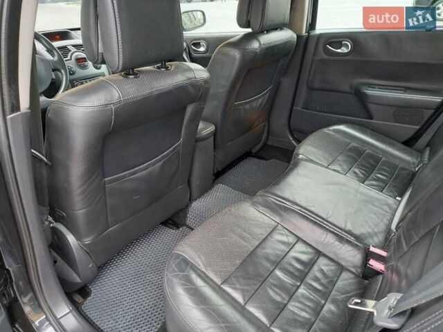 Чорний Рено Меган, об'ємом двигуна 2 л та пробігом 285 тис. км за 4200 $, фото 16 на Automoto.ua