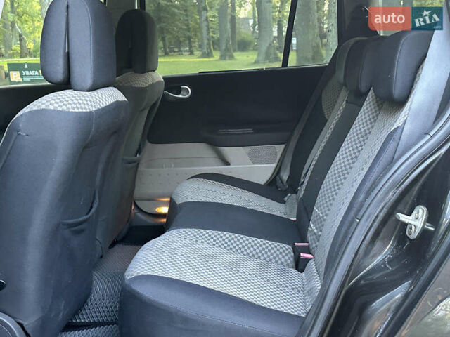 Черный Рено Меган, объемом двигателя 1.46 л и пробегом 292 тыс. км за 3999 $, фото 14 на Automoto.ua