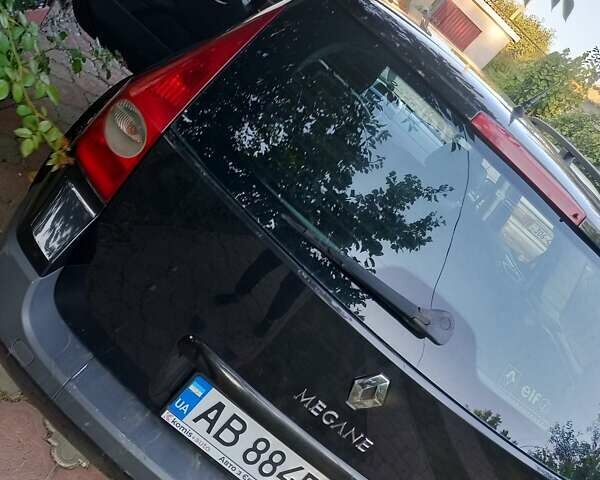 Рено Меган 2004 у Шаргороде на Automoto.ua Чорний Рено Меган, об'ємом двигуна 1.6 л та пробігом 211 тис. км за 4400 $, фото 6 на Automoto.ua
