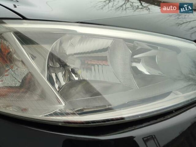 Черный Рено Меган, объемом двигателя 1.6 л и пробегом 206 тыс. км за 6300 $, фото 24 на Automoto.ua