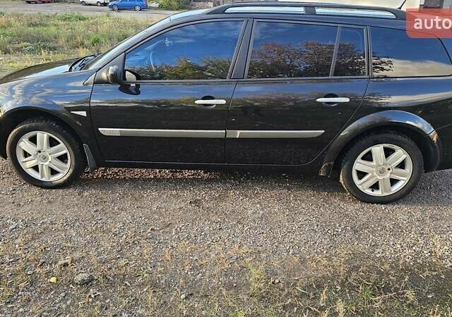 Черный Рено Меган, объемом двигателя 1.6 л и пробегом 237 тыс. км за 4900 $, фото 7 на Automoto.ua