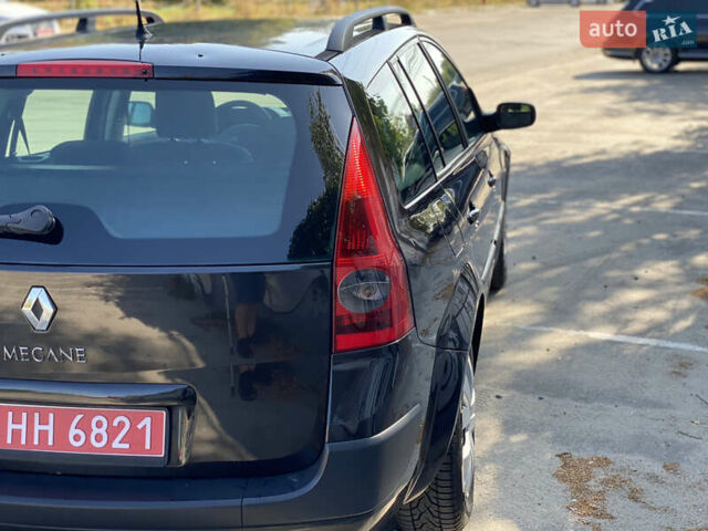 Черный Рено Меган, объемом двигателя 1.6 л и пробегом 230 тыс. км за 4599 $, фото 12 на Automoto.ua