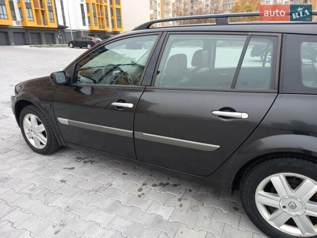 Чорний Рено Меган, об'ємом двигуна 2 л та пробігом 285 тис. км за 4200 $, фото 3 на Automoto.ua