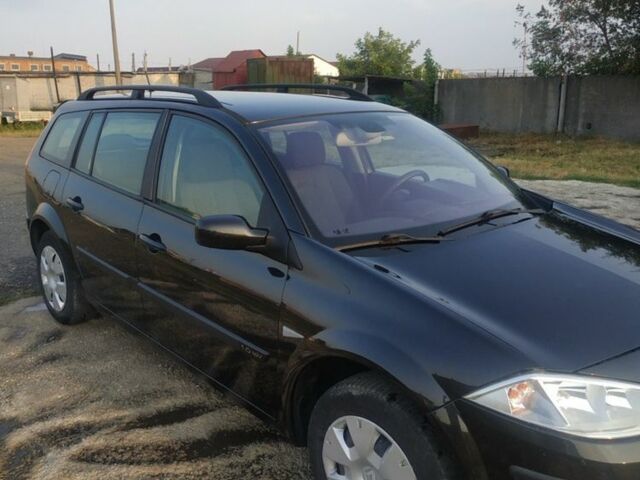 Черный Рено Меган, объемом двигателя 1.6 л и пробегом 244 тыс. км за 4600 $, фото 2 на Automoto.ua