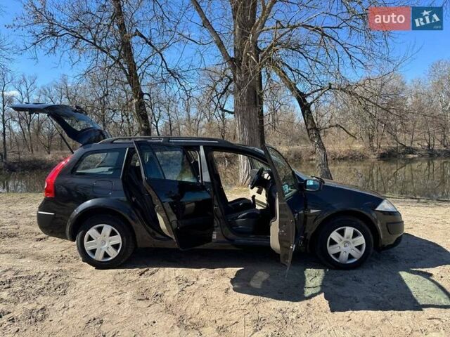 Черный Рено Меган, объемом двигателя 1.6 л и пробегом 168 тыс. км за 4950 $, фото 83 на Automoto.ua