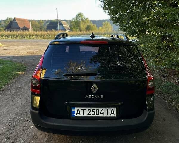 Черный Рено Меган, объемом двигателя 1.6 л и пробегом 250 тыс. км за 3900 $, фото 3 на Automoto.ua