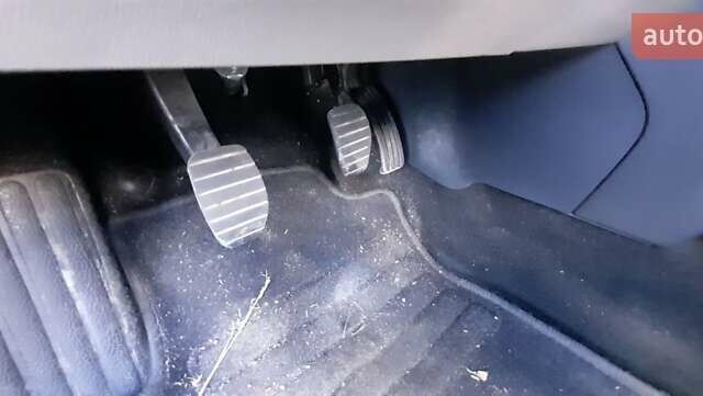 Черный Рено Меган, объемом двигателя 1.6 л и пробегом 139 тыс. км за 5500 $, фото 28 на Automoto.ua