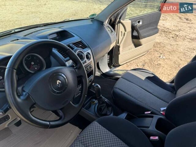 Черный Рено Меган, объемом двигателя 1.6 л и пробегом 168 тыс. км за 4950 $, фото 65 на Automoto.ua