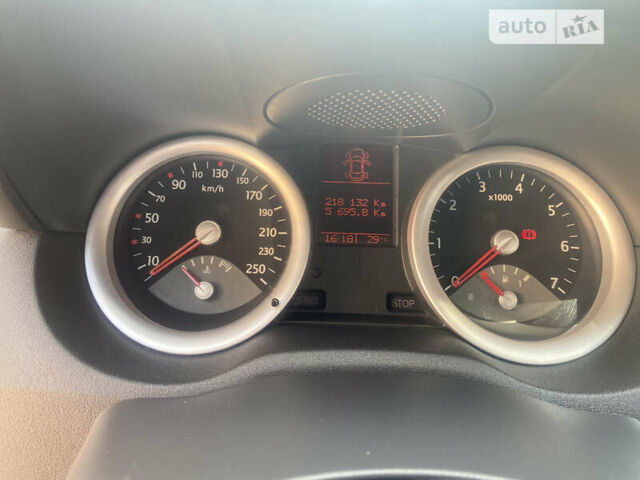 Черный Рено Меган, объемом двигателя 1.87 л и пробегом 245 тыс. км за 4850 $, фото 9 на Automoto.ua