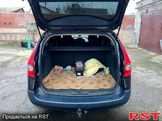 Черный Рено Меган, объемом двигателя 1.6 л и пробегом 229 тыс. км за 4500 $, фото 2 на Automoto.ua