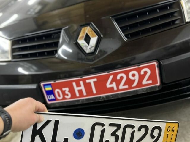 Черный Рено Меган, объемом двигателя 1.6 л и пробегом 204 тыс. км за 5199 $, фото 21 на Automoto.ua