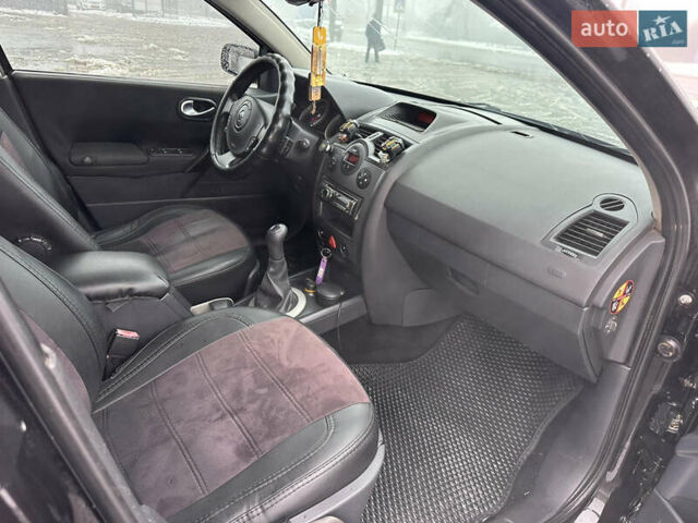 Чорний Рено Меган, об'ємом двигуна 1.5 л та пробігом 250 тис. км за 4500 $, фото 12 на Automoto.ua