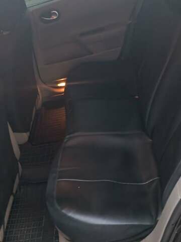 Черный Рено Меган, объемом двигателя 1.5 л и пробегом 302 тыс. км за 5300 $, фото 4 на Automoto.ua