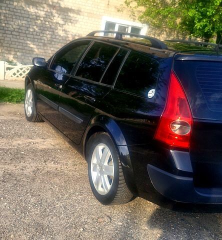 Черный Рено Меган, объемом двигателя 1.6 л и пробегом 287 тыс. км за 4250 $, фото 1 на Automoto.ua