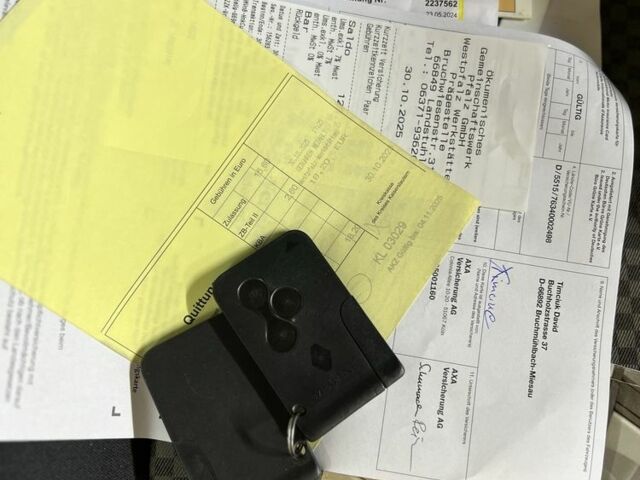 Черный Рено Меган, объемом двигателя 1.6 л и пробегом 204 тыс. км за 5500 $, фото 9 на Automoto.ua