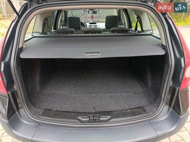 Черный Рено Меган, объемом двигателя 1.6 л и пробегом 223 тыс. км за 4399 $, фото 9 на Automoto.ua