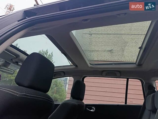 Черный Рено Меган, объемом двигателя 1.6 л и пробегом 223 тыс. км за 4399 $, фото 19 на Automoto.ua