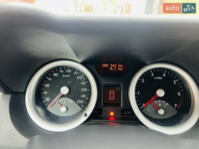 Чорний Рено Меган, об'ємом двигуна 1.6 л та пробігом 208 тис. км за 4850 $, фото 25 на Automoto.ua