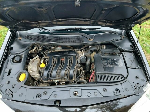 Черный Рено Меган, объемом двигателя 0 л и пробегом 250 тыс. км за 4400 $, фото 6 на Automoto.ua