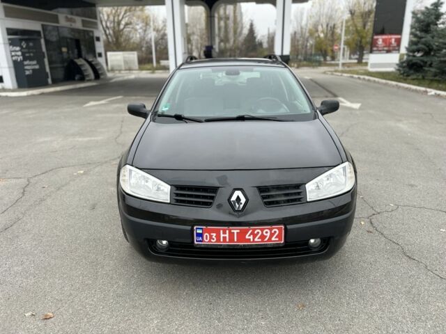 Черный Рено Меган, объемом двигателя 1.6 л и пробегом 204 тыс. км за 5199 $, фото 2 на Automoto.ua